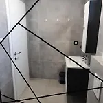 White House * Bihać