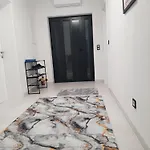 White House Lägenhet Bihać