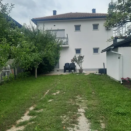 White House Appartement Bihać